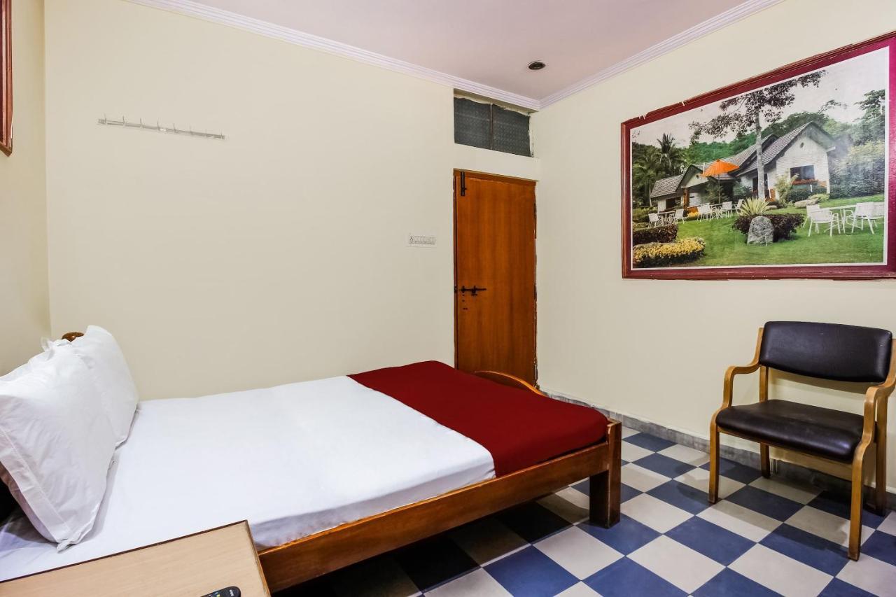 Spot On Classic Lodge Haiderabad Buitenkant foto