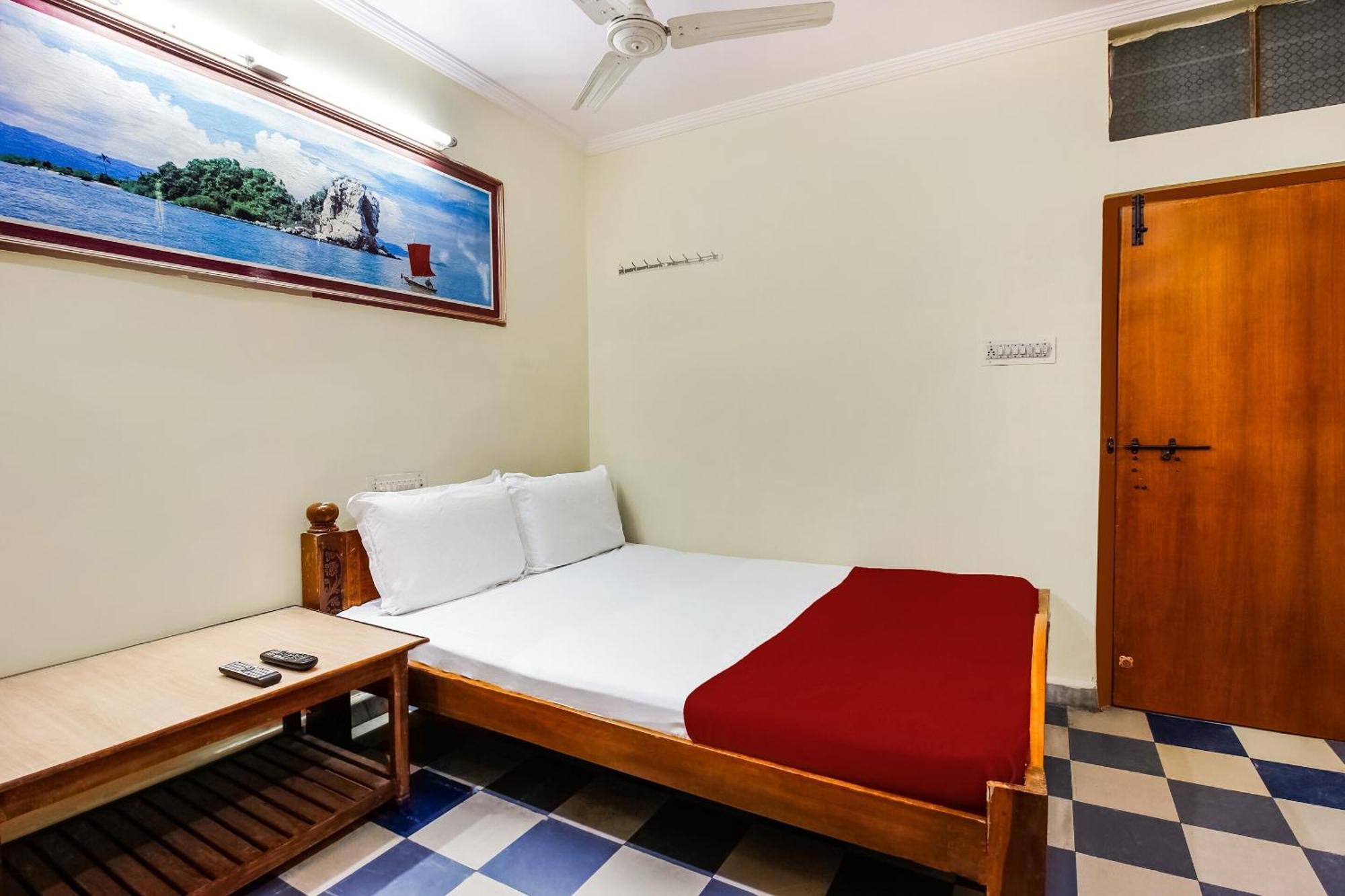 Spot On Classic Lodge Haiderabad Buitenkant foto